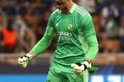 体育赛事关于从西汉姆围绕欧超杯主帅复盘到皇家马德里赛后遗憾出局，罗马内部会议纪要流出——清晨篮板制胜的信息