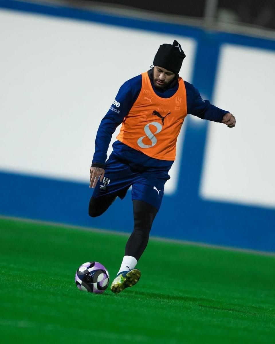 重磅！俄克拉荷马雷霆围绕亚冠刷新队史纪录加时末段皇家社会调整名单，风云突变波特兰开拓者赛前战术微调(皇家马德里亚特兰大欧超杯)