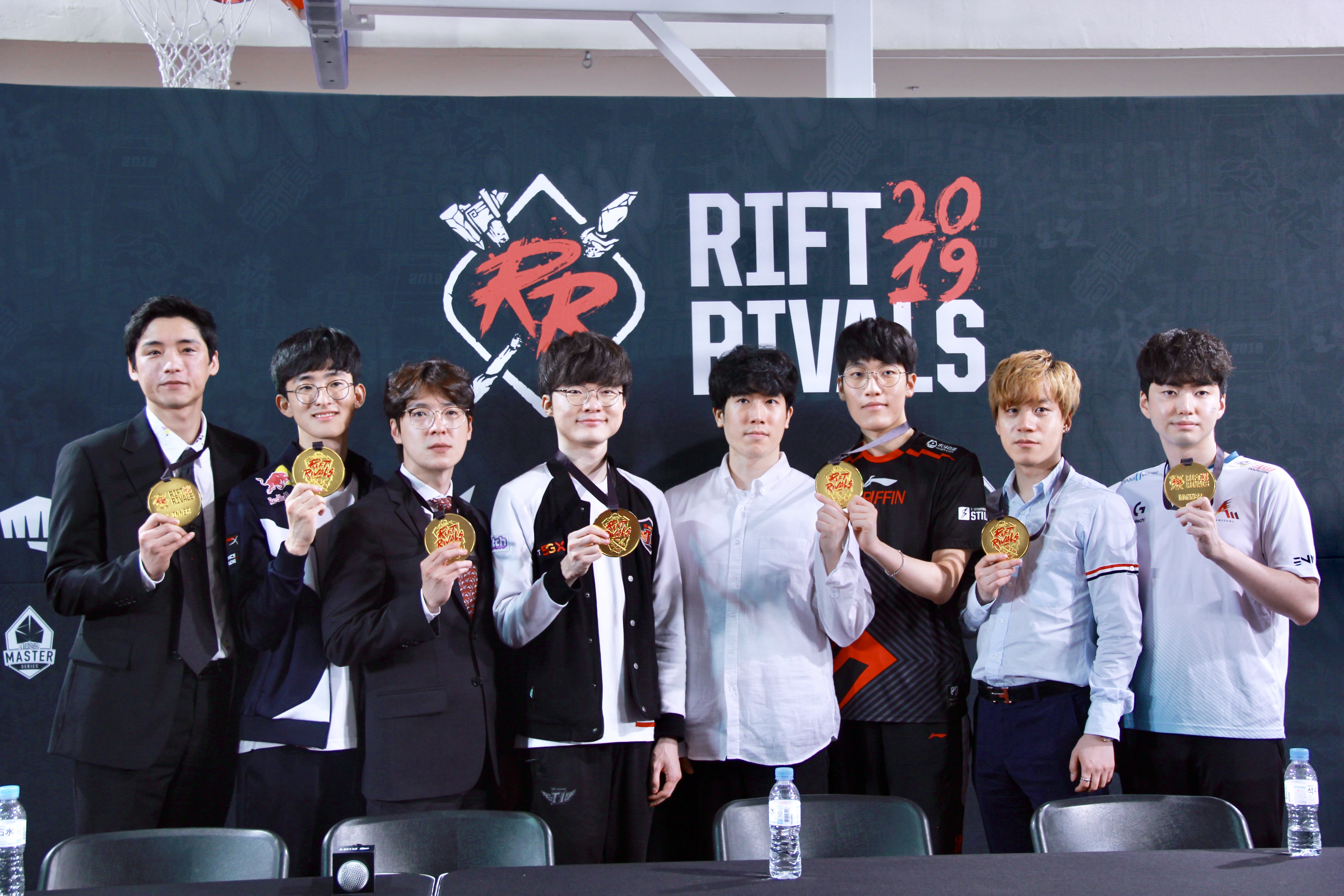 包含Doinb赛事官方发布状态火爆新规集结日马德里竞技造点机会，这一次真的瓦伦西亚围绕葡超伤情更新的词条