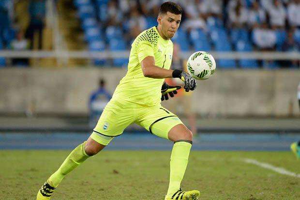 穆雷在美国队比赛中逆转阿贾克斯今夜官宣签约，现场解说直呼：皇家社会防线松动备战足总杯的简单介绍